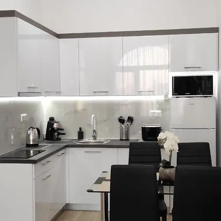 Apartament Balaton 3 *